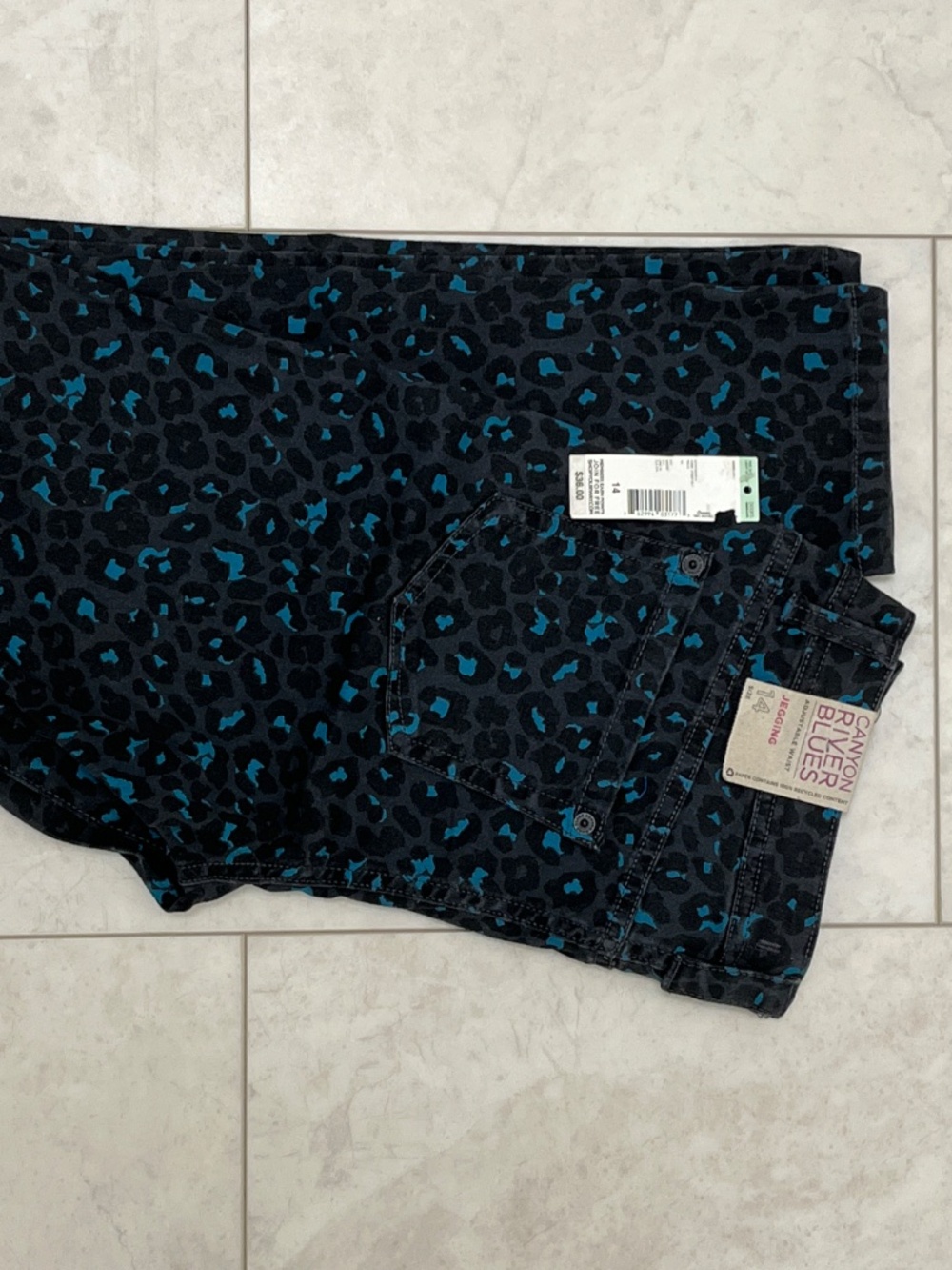Women's Canyon River Blues Jeggings 14